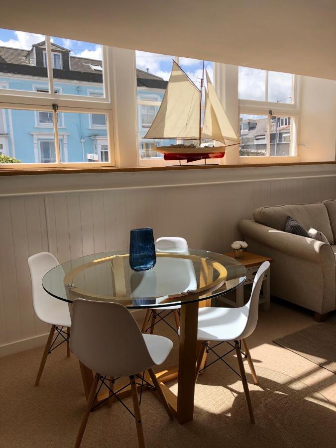The Old English Rooms Falmouth Bagian luar foto
