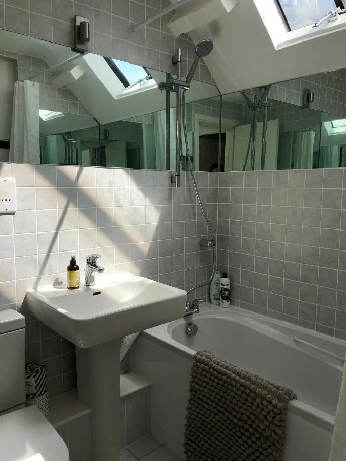 The Old English Rooms Falmouth Bagian luar foto